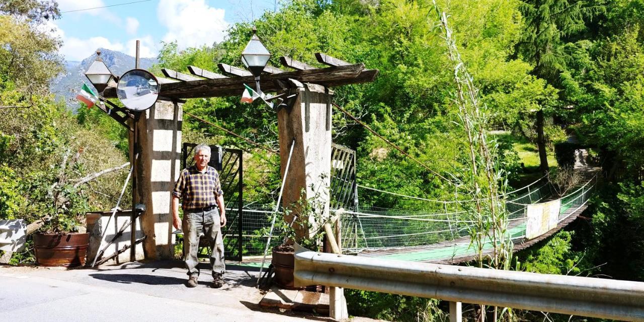 Agricamping Ponteraggio N.1 Ξενοδοχείο Dolceacqua Εξωτερικό φωτογραφία